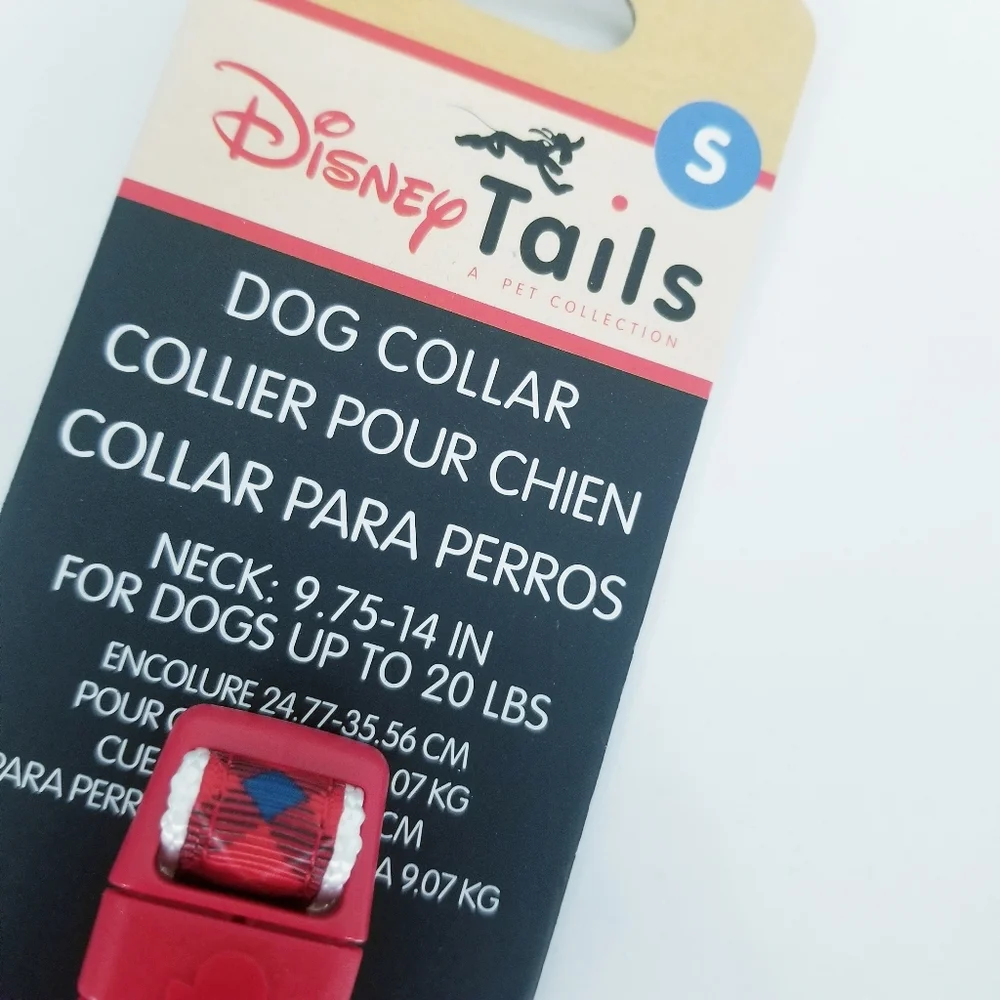 Disney Parks Exclusive Dog Holiday Collar small 20pds Christmas new